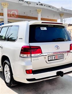 تويوتا لاندكروزر